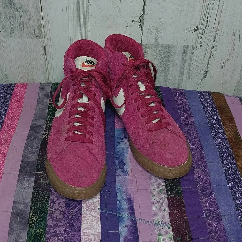 Nike 518171-614 Blazer Mid Suede Pink Size 9